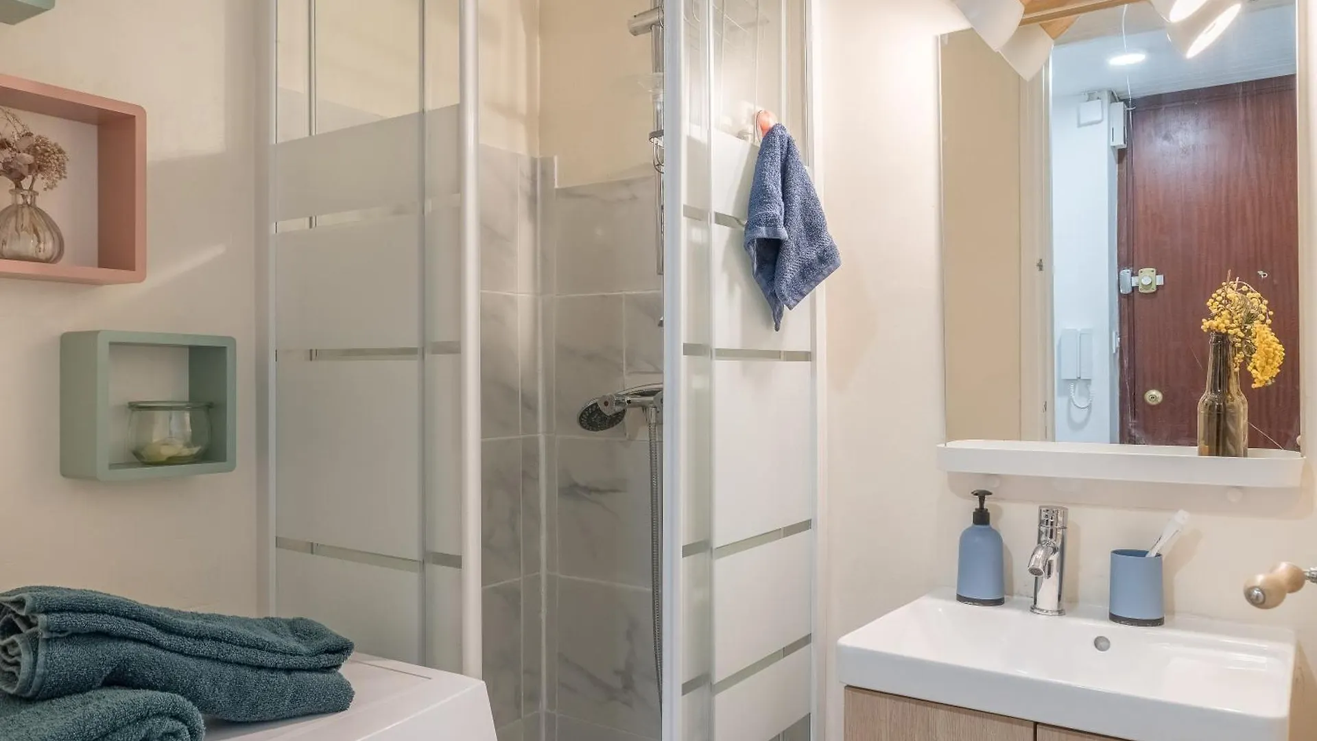 Apartment *Las Flores* Joli Studio Avec Balcon Marseille France