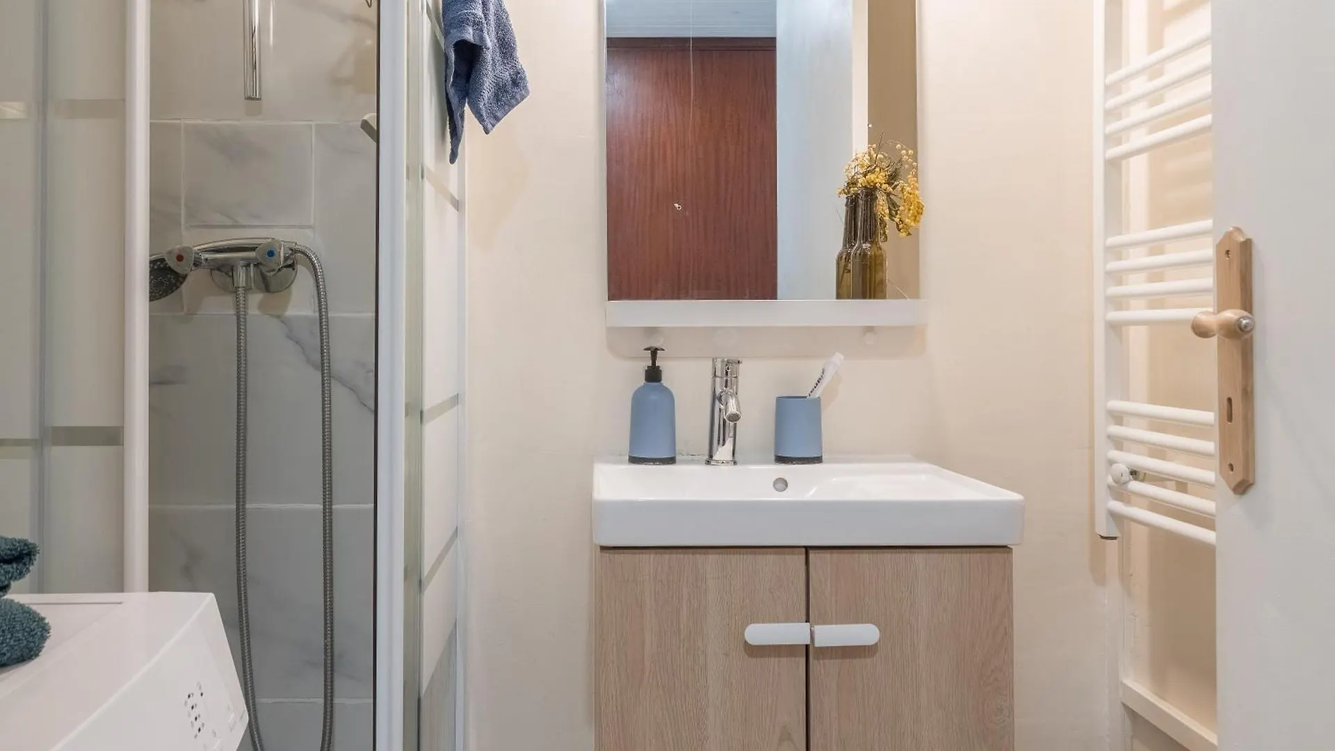 *Las Flores* Joli Studio Avec Balcon Apartment Marseille